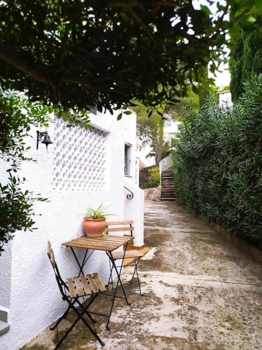 La Casa De Las Palmeras Muntanya la Sella Екстериор снимка